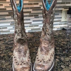 Women's boots